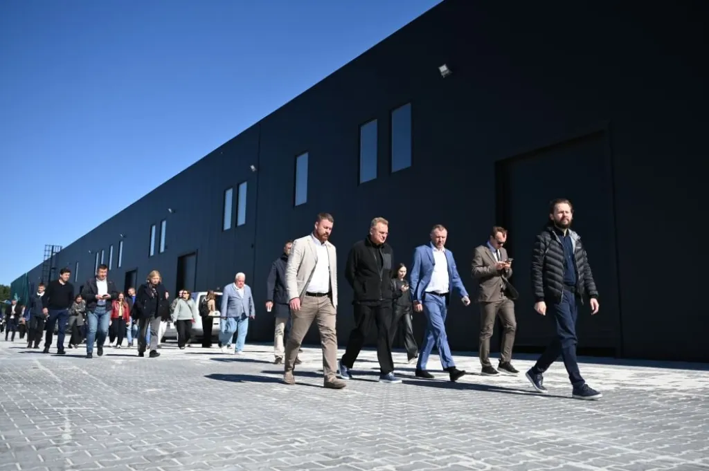 У Львові відкрили завод із виробництва сендвіч-панелей: потужність 200 тисяч м² на місяць
