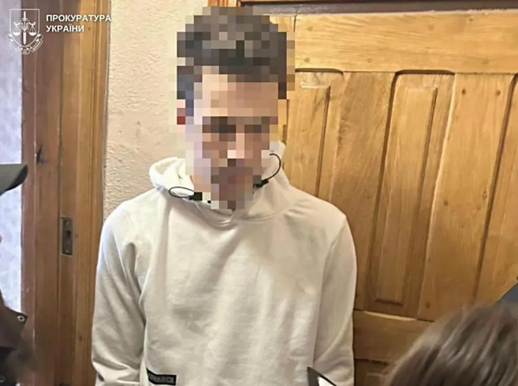 У Львові на лаву підсудних відправили 19-річного шахрая, який оформив онлайн-кредити на студентів