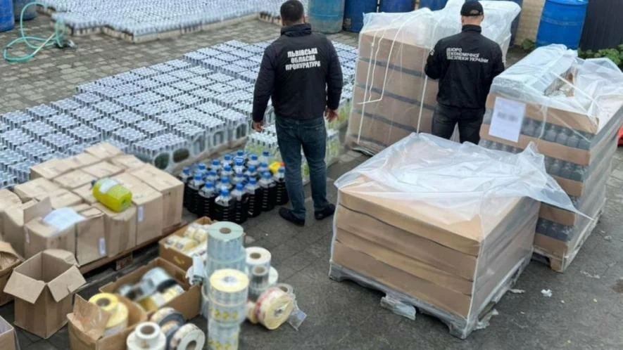 У Львові викрили підпільний цех із виробництва контрафактного алкоголю на понад мільйон гривень