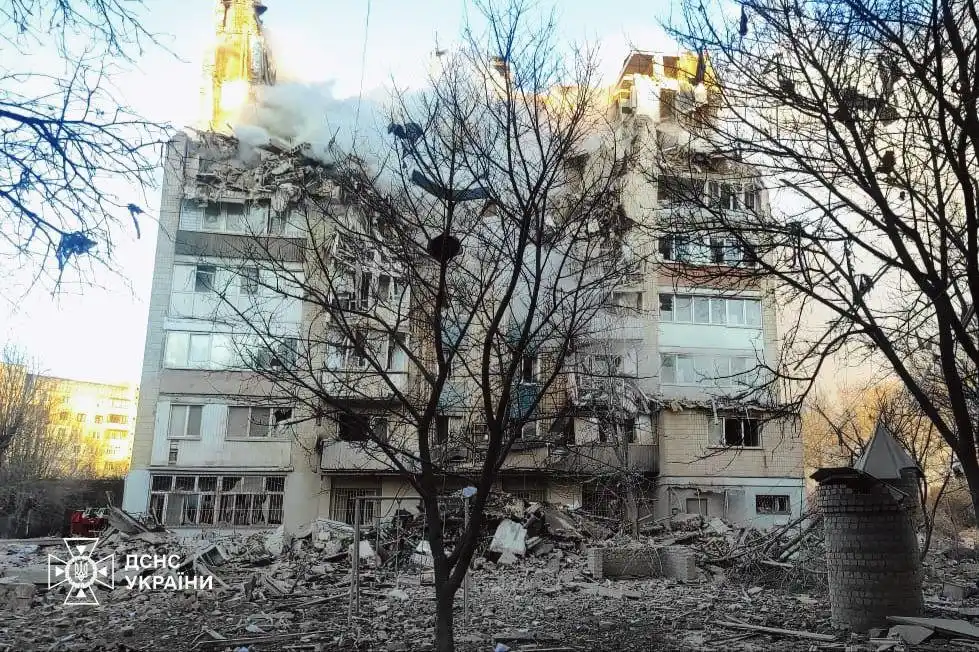 Після ранкової атаки на Тернопіль зафіксовано 20 загиблих і майже 70 поранених, рівень хлору в повітрі зріс у шість разів