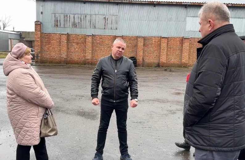 На Львівщині селяни вимагають зупинити роботу зерносушарки через шум і небезпеку