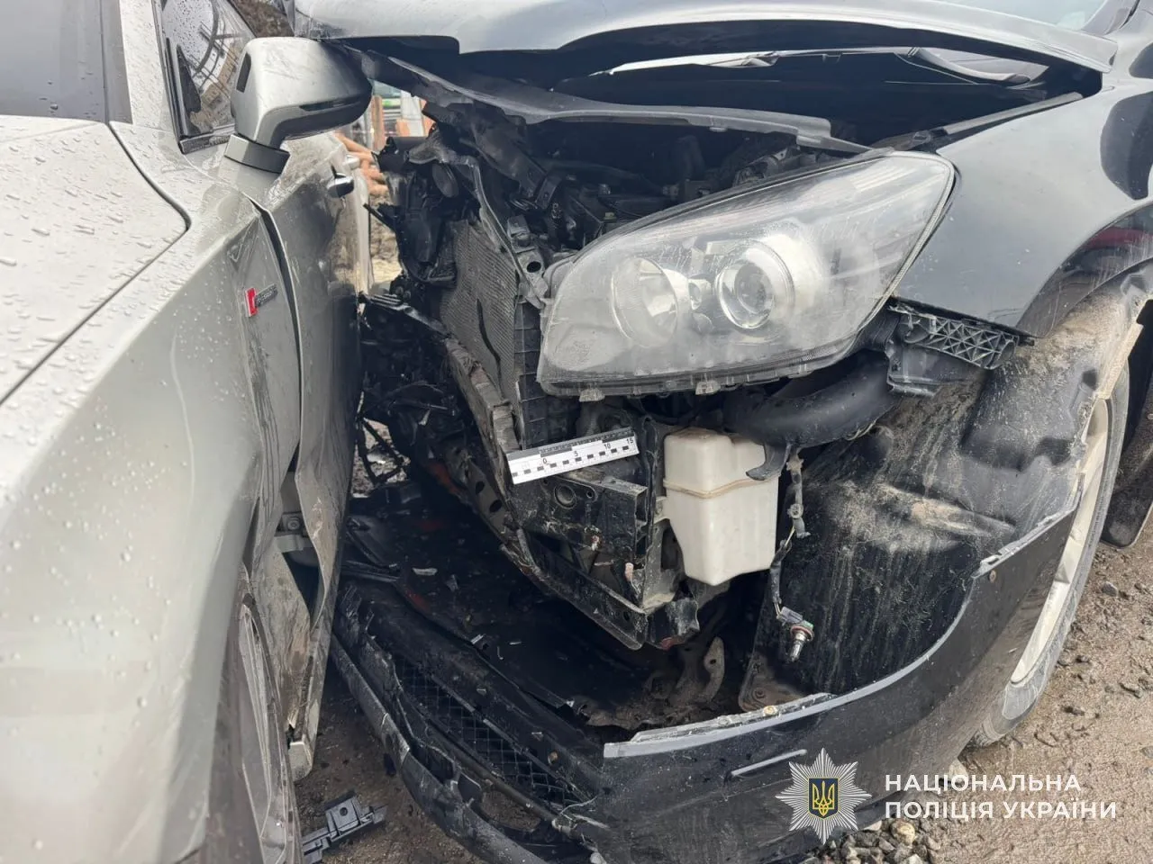 Потрійне зіткнення на жвавому перехресті Львова: двоє людей у лікарні