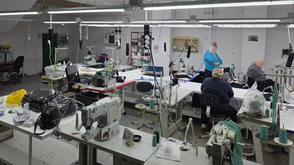 Підпільний бренд за зачиненими дверима: на Львівщині ліквідували масштабне виробництво контрафакту