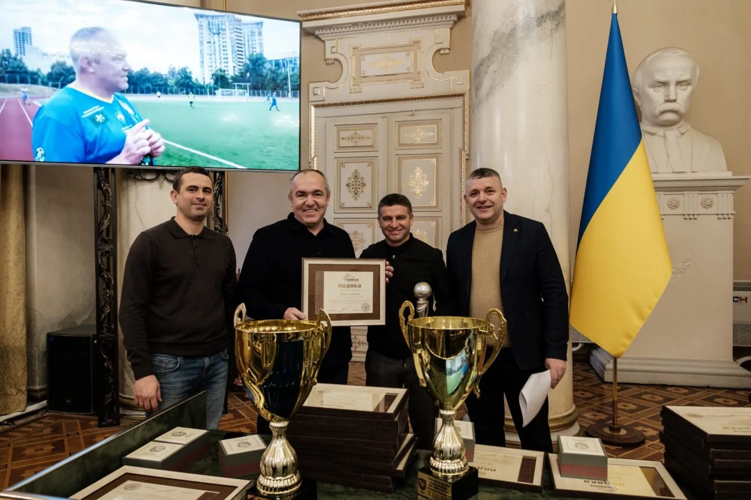 Львівських ветеранів футболу відзначили як чемпіонів України