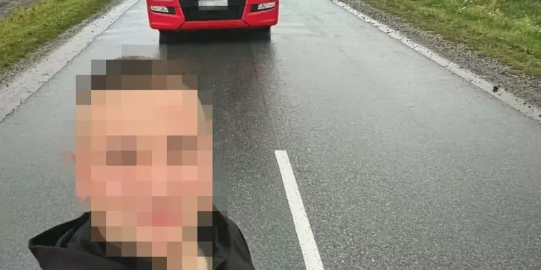 Злив дизелю та вигадані «вимагателі»: на Львівщині судитимуть водія автопоїзда
