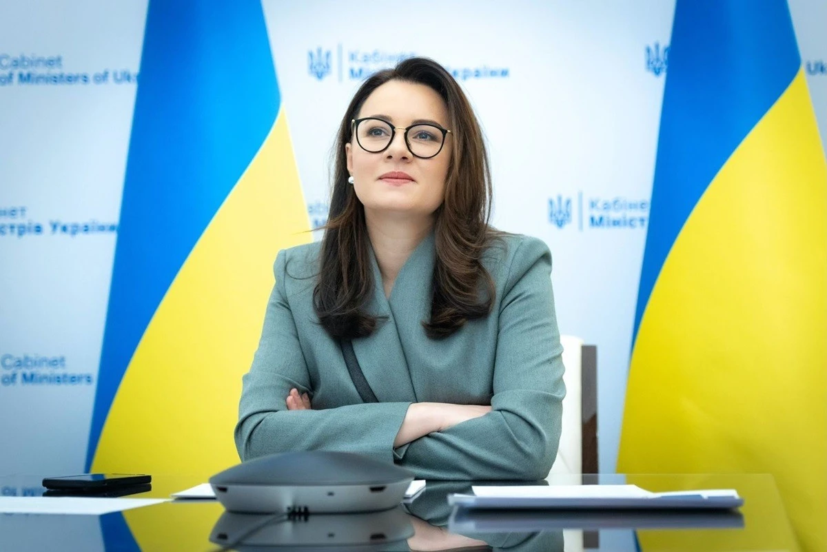 Гарячі обіди для всіх школярів і нові укриття: уряд окреслив зміни з вересня