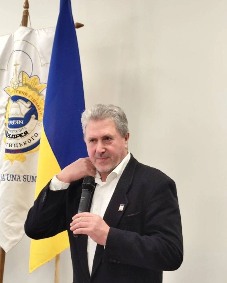 Занедбаний монастир на ЛАЗі: Львів просить передати пам’ятку у власність громади