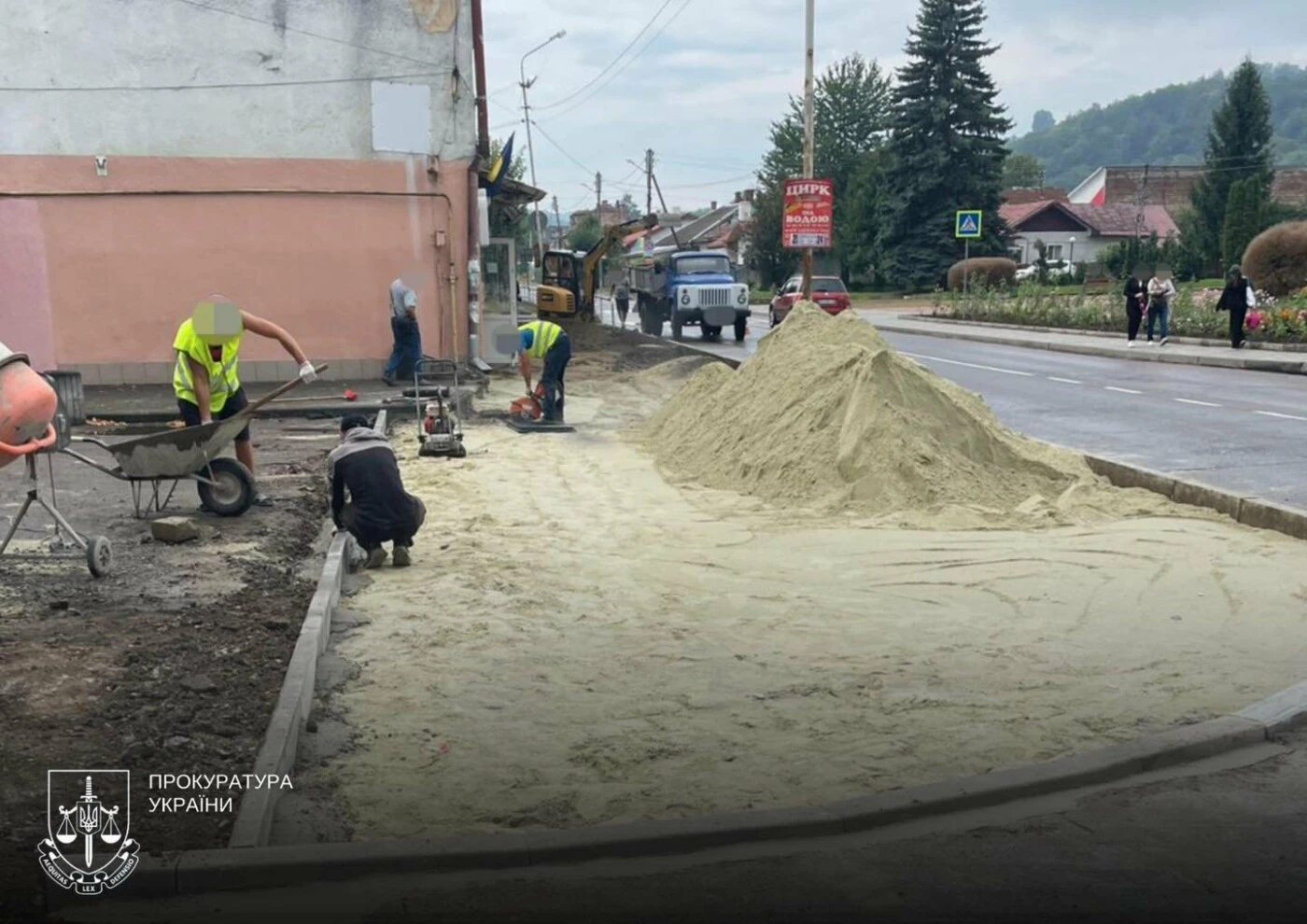 Пів мільйона збитків на “рабській” праці: на Львівщині судитимуть заступника командира