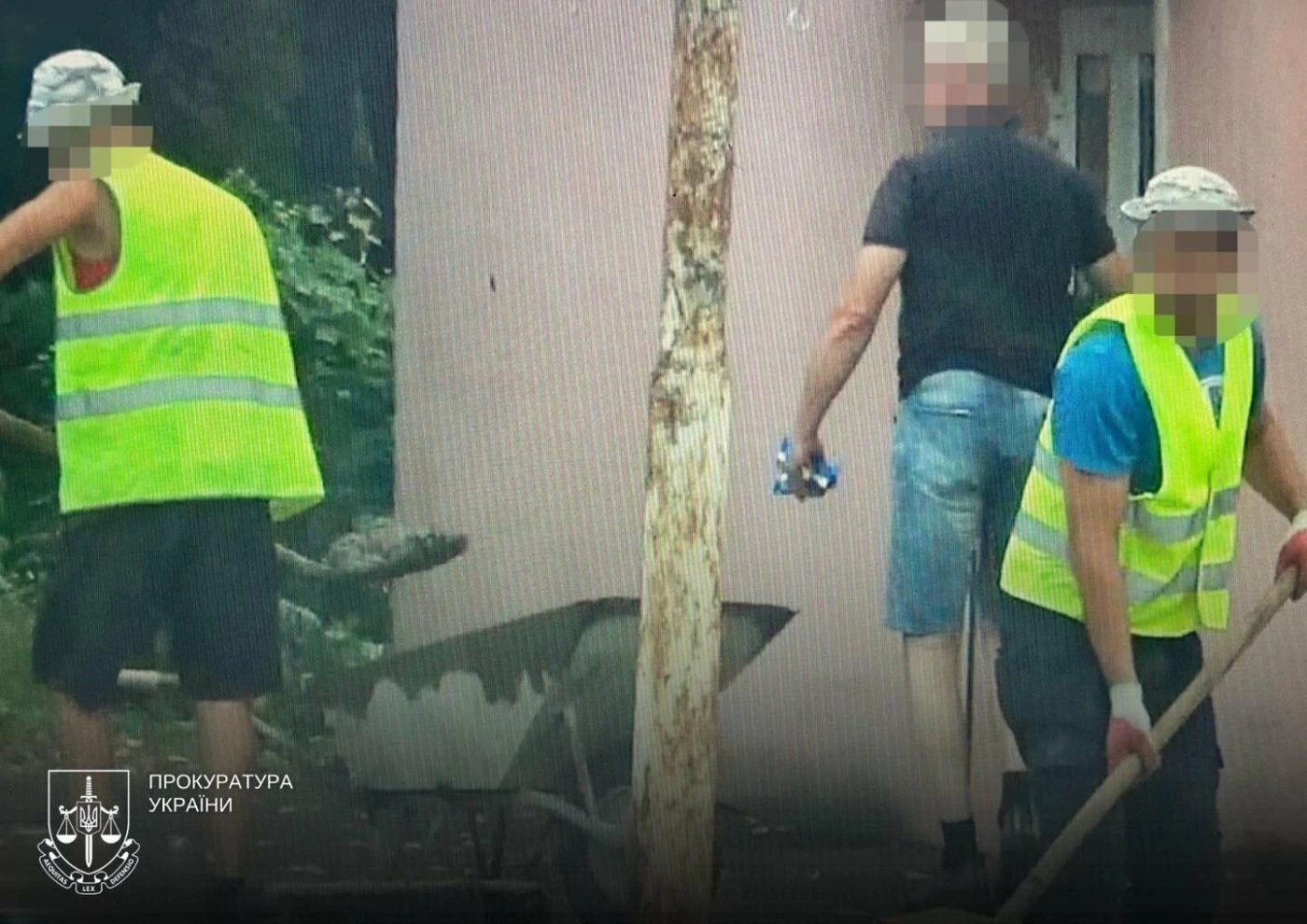 Пів мільйона збитків на “рабській” праці: на Львівщині судитимуть заступника командира