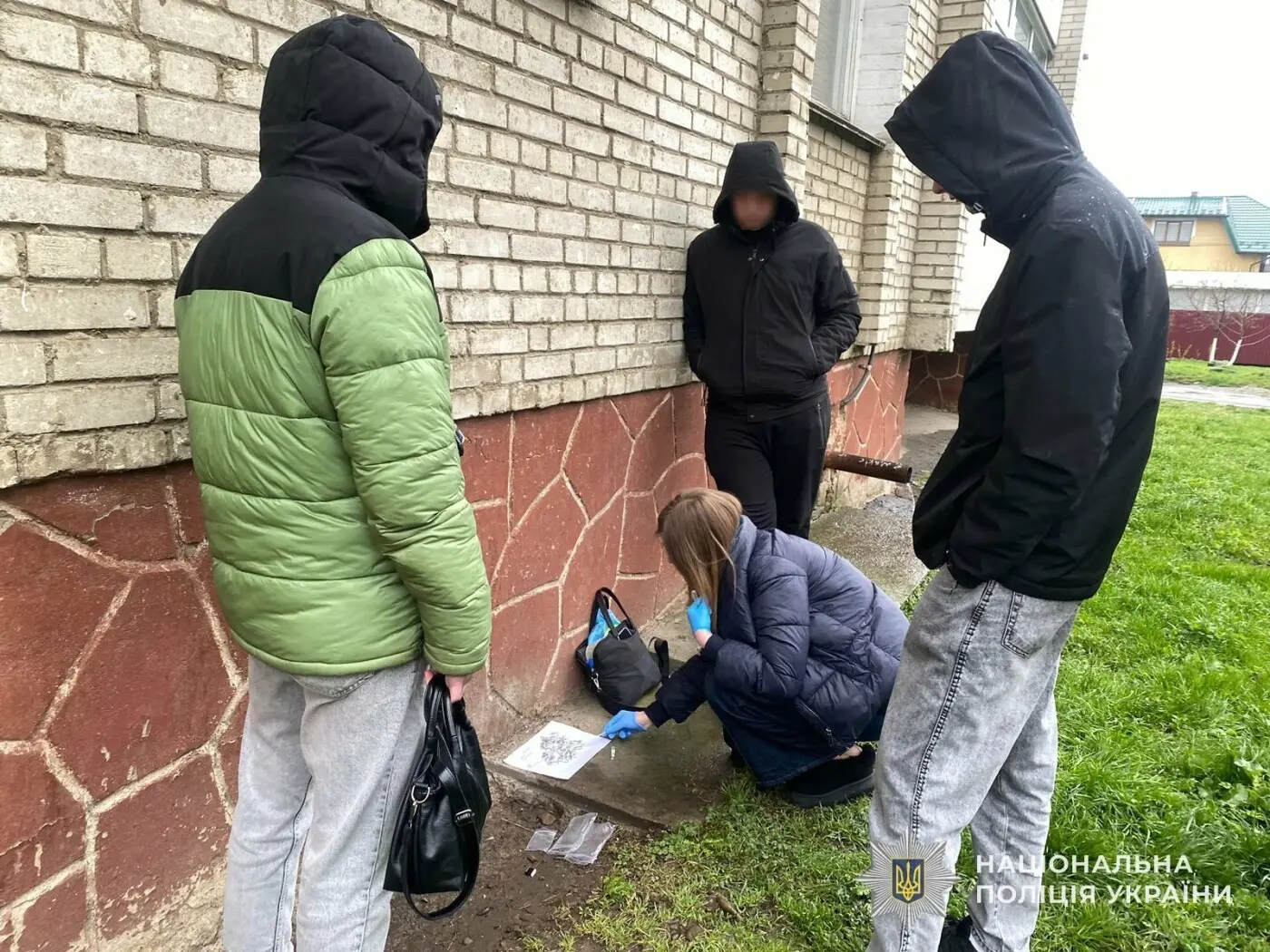 На Стрийщині судимий зброяр влаштував нелегальний бізнес у власній квартирі