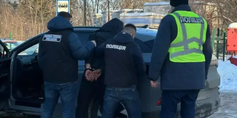 Квиток до Молдови за ціною авто: на Львівщині судитимуть організатора транзиту ухилянтів