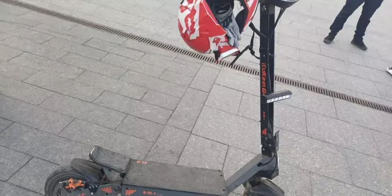У Львові підліток на електросамокаті збив малюка в центрі міста