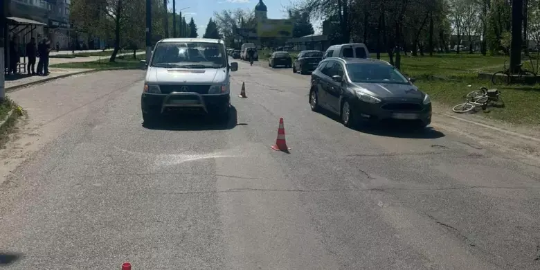 Трагедія на вулиці Сокальській: у Шептицькому під колесами мікроавтобуса загинув чоловік