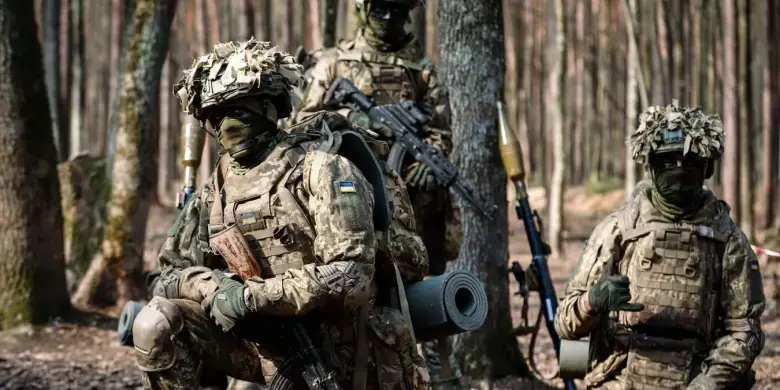 Понад півтори тисячі ліквідованих росіян та сотні відбитих штурмів: Генеральний штаб ЗСУ оновив зведення з фронту