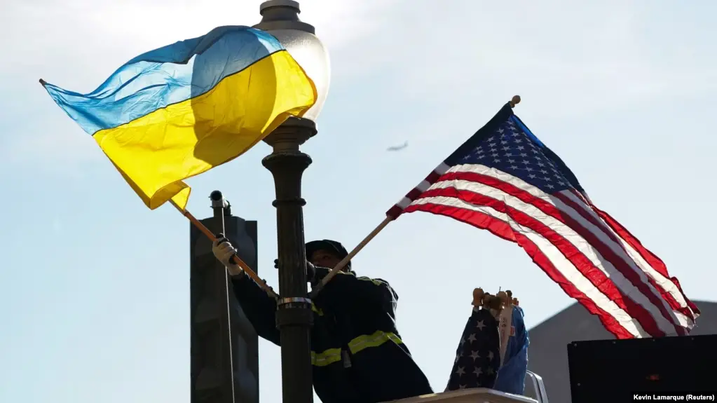 Рейтинги Вашингтона стрімко падають: Gallup зафіксував рекордний скепсис українців щодо лідерства США