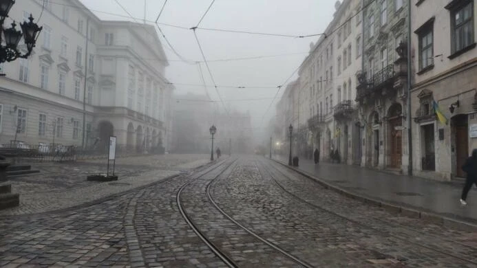 Небезпечна погода у Львові: як уберегтися від туману та грози