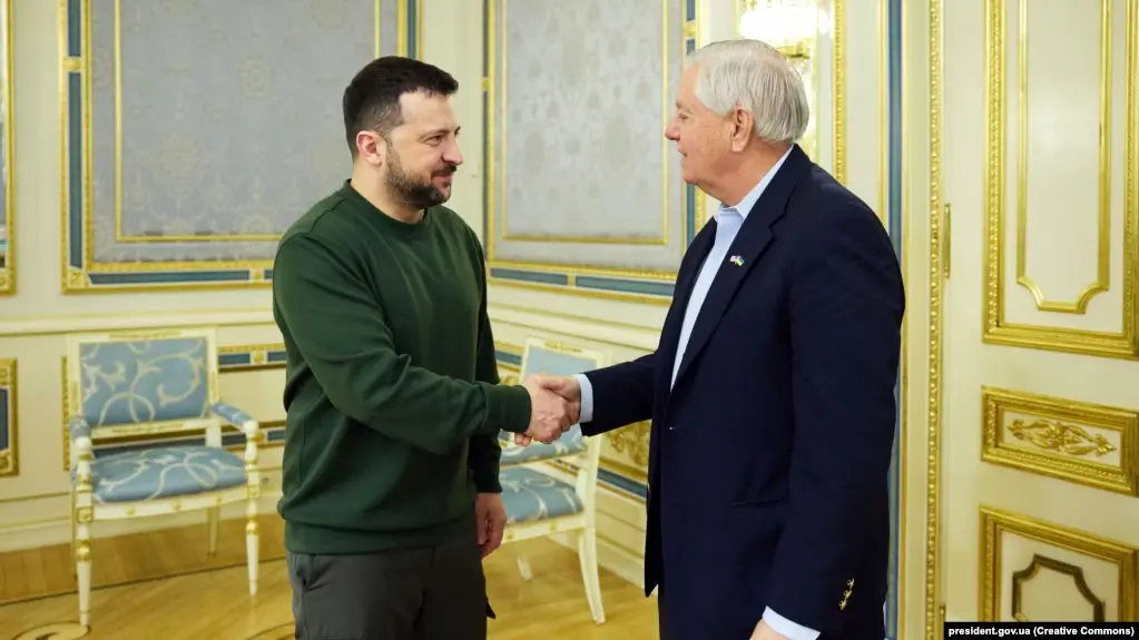 Зеленський відреагував на оновлення санкційного плану Ліндсі Грема у Сенаті США